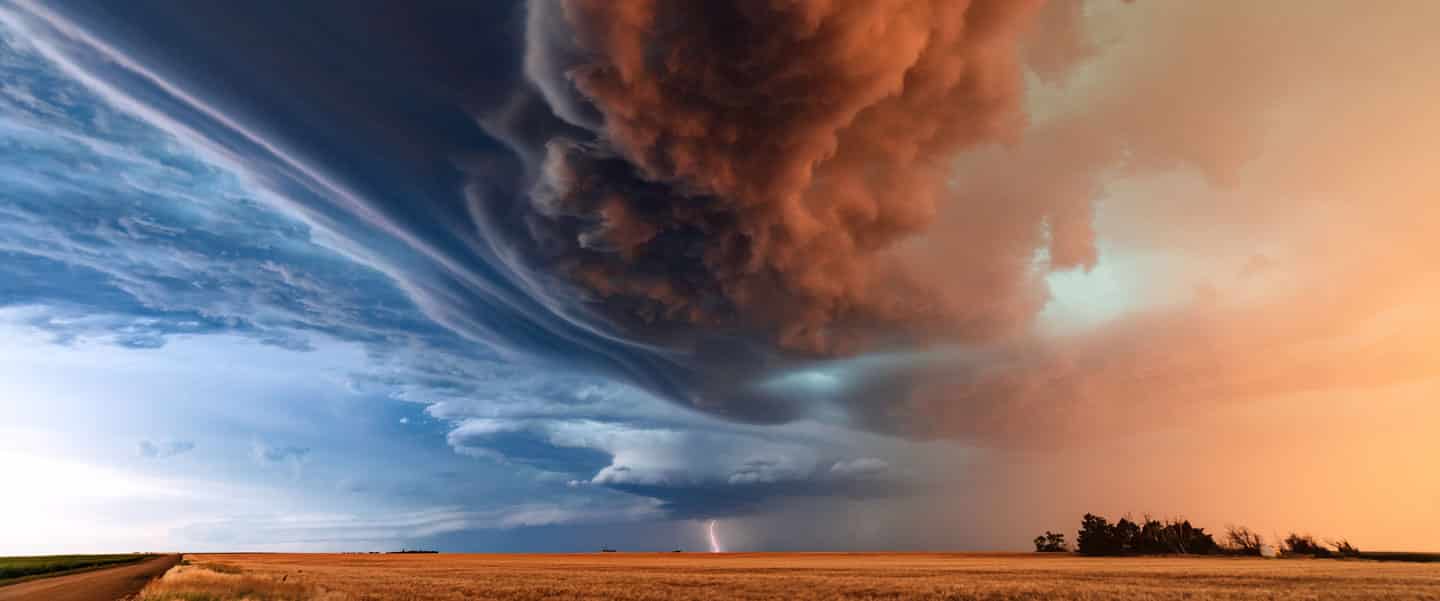 Tornado shelters,residential shelters,residential above ground shelters,above ground shelters,below ground shelters,Tornadoes